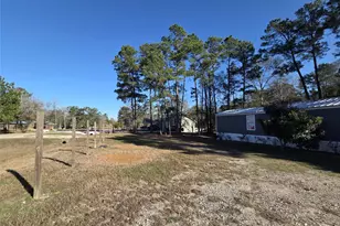 11224 Creek Meadow Dr, Willis, TX 77378 - Photo 18