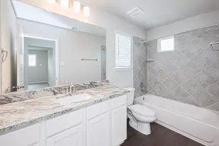 2110 Rosillo Brook Dr, Baytown, TX 77521 - Photo 18