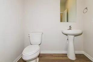 8206 Sunberry Shadow Dr, Houston, TX 77016 - Photo 16