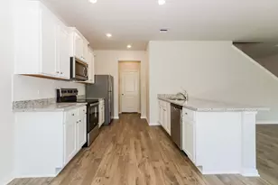 8206 Sunberry Shadow Dr, Houston, TX 77016 - Photo 8