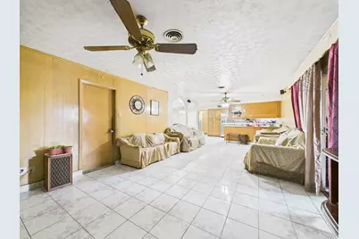 8206 Dillon Street, Houston, TX 77061 - Photo 24