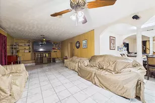 8206 Dillon St, Houston, TX 77061 - Photo 22