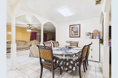 8206 Dillon Street, Houston, TX 77061 - Photo 20