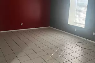 8221 Kingsbrook Rd, Houston, TX 77024 - Photo 2