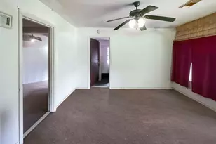 5234 Wilmington St, Houston, TX 77033 - Photo 14