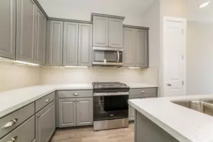 5106 Royal Heath Dr, Houston, TX 77018 - Photo 10