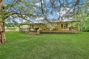 9 Wood Forest Dr, New Waverly, TX 77358 - Photo 2