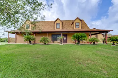 8204 S Humble Camp Road, Dickinson, TX 77539 - Photo 2