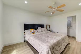 8204 S Humble Camp Rd, Dickinson, TX 77539 - Photo 12