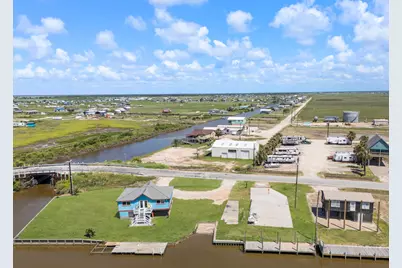2237 Carancahua Street, Sargent, TX 77414 - Photo 4