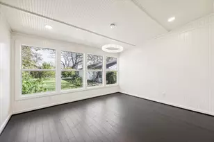 208 N Rusk St, Fayetteville, TX 78940 - Photo 8