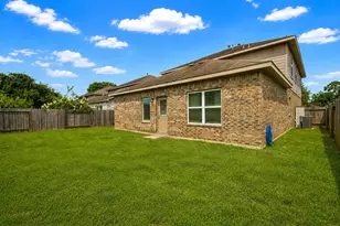 11012 32nd Ave N, Texas City, TX 77591 - Photo 32