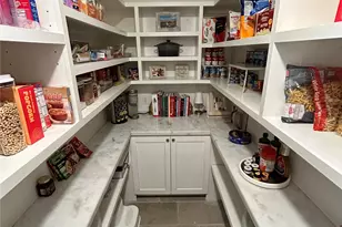 15719 Foxgate Rd, Houston, TX 77079 - Photo 18