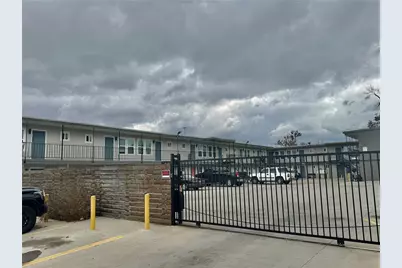 6705 Fairway Drive #2, Houston, TX 77087 - Photo 10