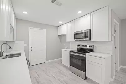 618 Hoffman Street, Houston, TX 77020 - Photo 12