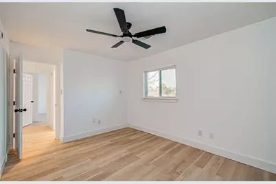 4710 Country Club View, Baytown, TX 77521 - Photo 34