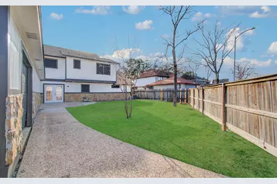 4710 Country Club View, Baytown, TX 77521 - Photo 44