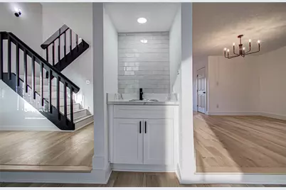 4710 Country Club View, Baytown, TX 77521 - Photo 10