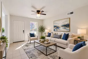 9843 Ribbonwood St, Houston, TX 77078 - Photo 2