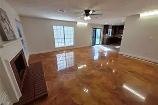 8819 Rocky Valley Dr, Houston, TX 77083 - Photo 12