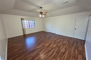 8819 Rocky Valley Dr, Houston, TX 77083 - Photo 22