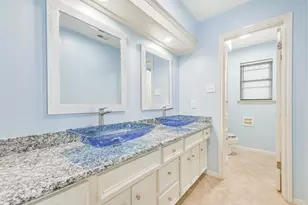 7710 Brook Springs Dr, Houston, TX 77095 - Photo 36