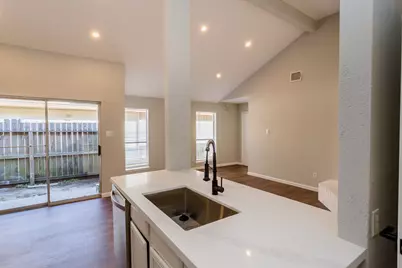 5115 Beaverhollow Drive, Houston, TX 77084 - Photo 8