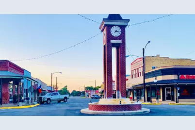 1397 Stetson, Sealy, TX 77474 - Photo 4