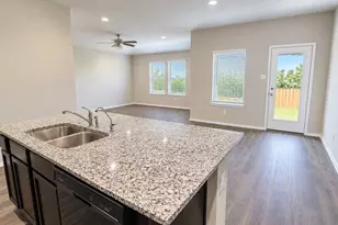 2455 Sutton Hollow Ct, Spring, TX 77373 - Photo 6