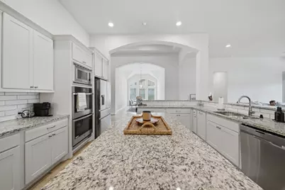 2420 Sky Harbor Lane, Friendswood, TX 77546 - Photo 16