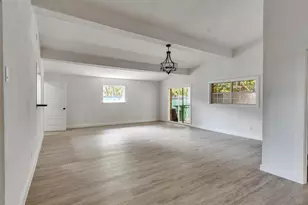 5627 Southbrook Dr, Houston, TX 77033 - Photo 20