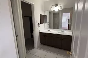10818 Meadow Walk Ln, Houston, TX 77067 - Photo 6