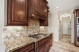 536 Stephen F Austin Dr, Conroe, TX 77302 - Photo 12
