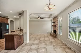 536 Stephen F Austin Dr, Conroe, TX 77302 - Photo 8