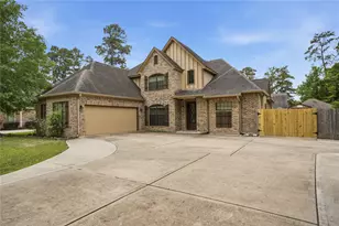 536 Stephen F Austin Dr, Conroe, TX 77302 - Photo 2