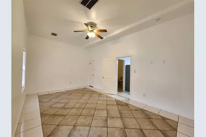 5027 Creekmont Drive #A, Houston, TX 77091 - Photo 6