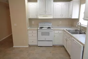 10015 Summerberry Ln, Tomball, TX 77375 - Photo 12