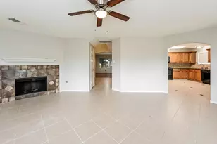 21602 Skyla Cir, Humble, TX 77338 - Photo 4