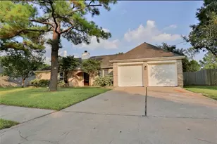 7110 Yardley Dr, Katy, TX 77494 - Photo 2