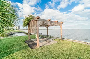 351 Lakeside Ln, Houston, TX 77058 - Photo 34