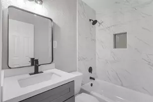 4755 Wilmington St, Houston, TX 77033 - Photo 12