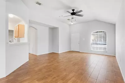 19118 Deep South Court, Katy, TX 77449 - Photo 6