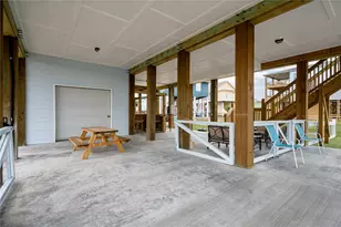 924 Melody Ln, Crystal Beach, TX 77650 - Photo 46