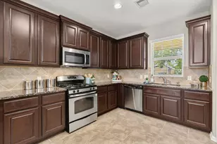 11307 Misty Willow Ln, Tomball, TX 77375 - Photo 10