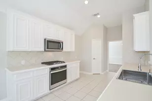 2123 Thistlerock Ln, Sugar Land, TX 77479 - Photo 10