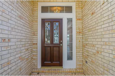 2123 Thistlerock Lane, Sugar Land, TX 77479 - Photo 2