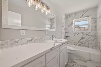 9623 Meadowglen Lane, Houston, TX 77063 - Photo 14