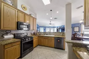 5718 Indigo Trails Dr, Richmond, TX 77469 - Photo 18