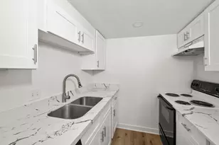 9009 Richmond, Houston, TX 77063 - Photo 12