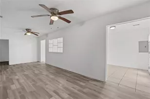 99 Brownwood Dr, Baytown, TX 77520 - Photo 2